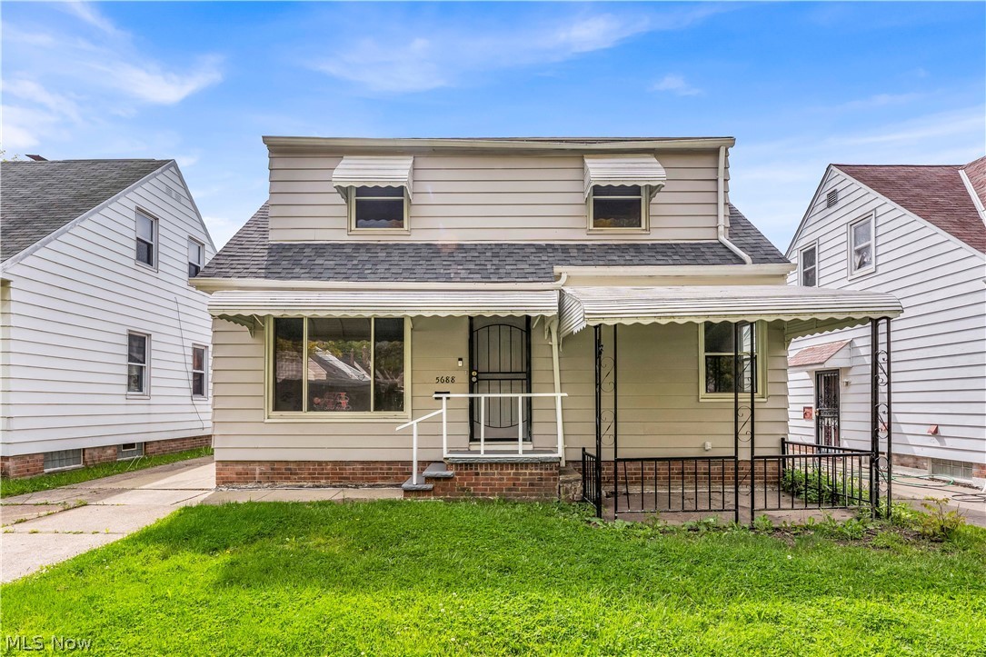 5688 E 141st St – photo 1
