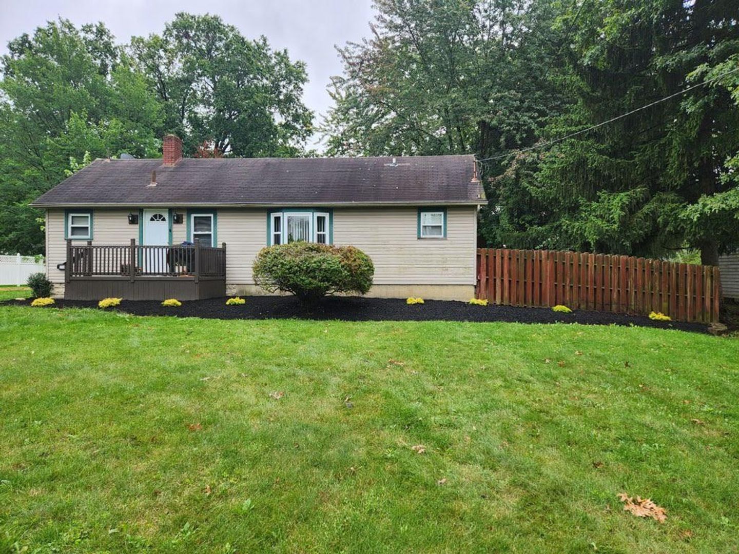 239 E Montrose St – photo 1