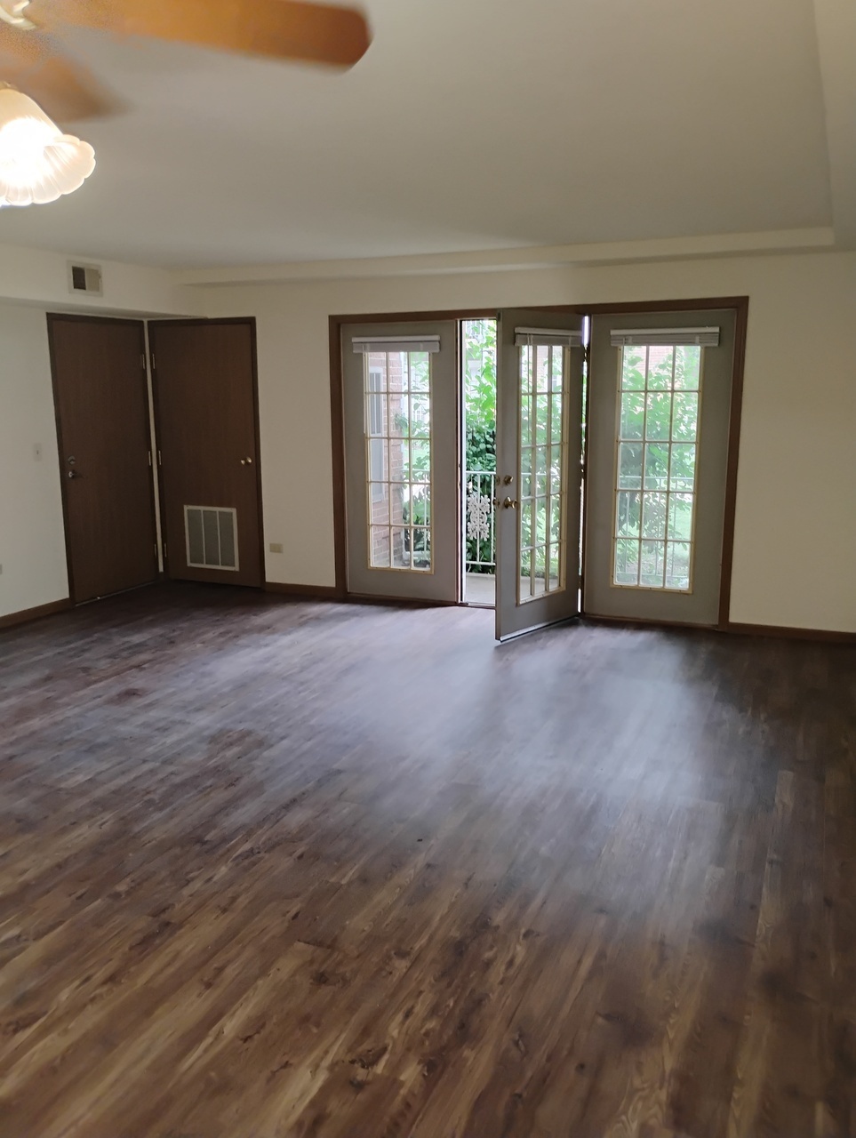4284 Central Rd unit 101 – photo 1