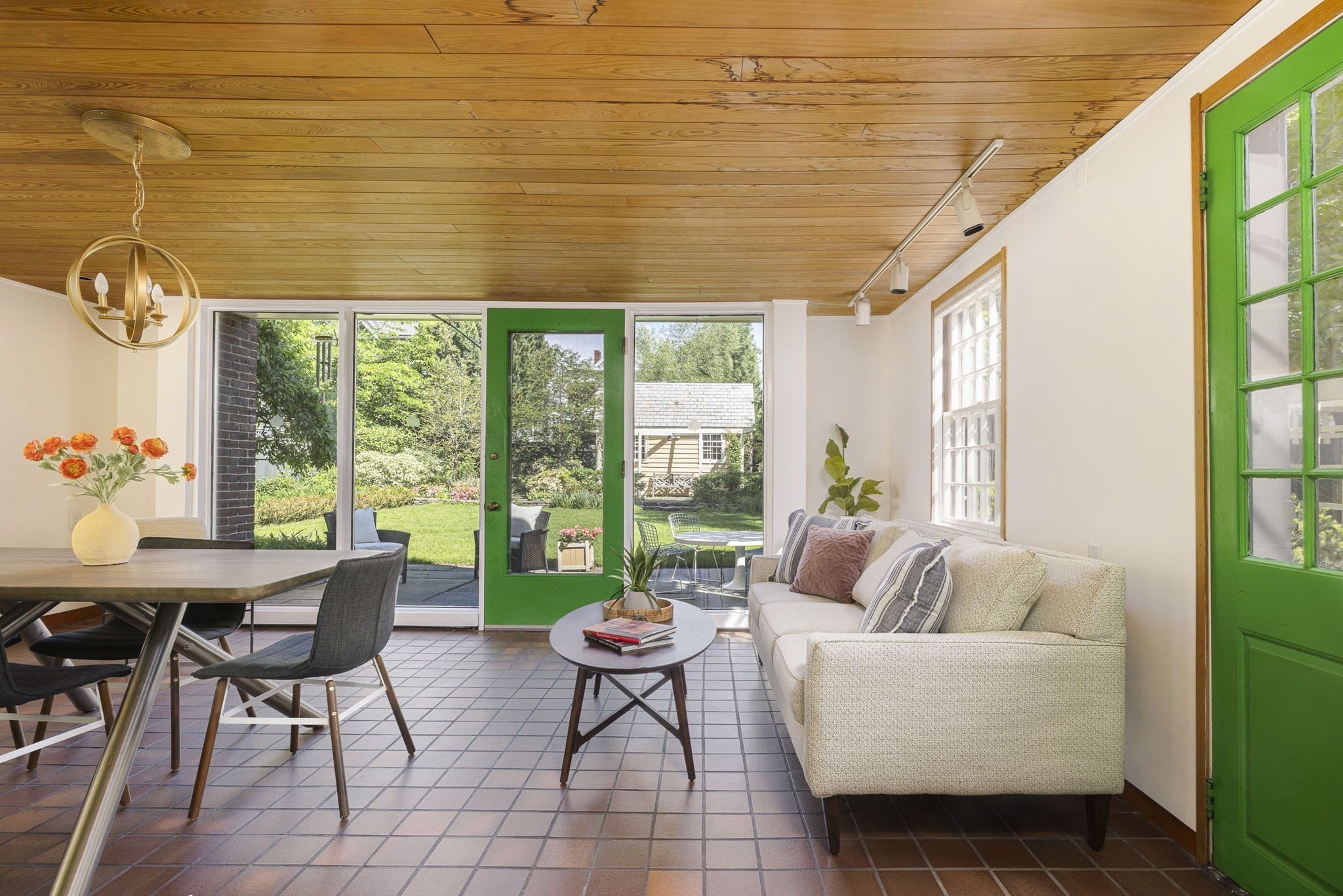 19 Gray Gardens E – photo 5