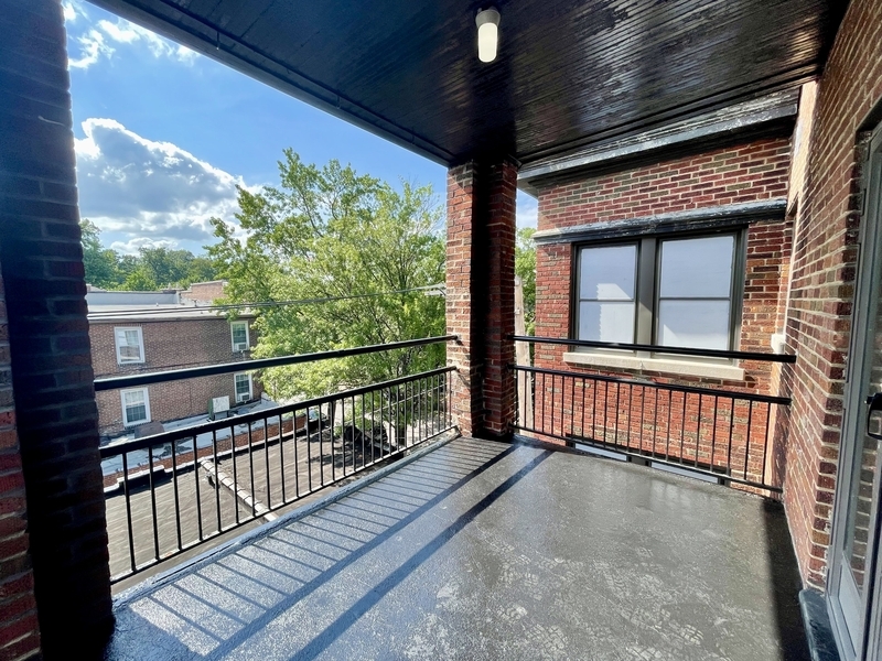 6332 N Rosebury Ave unit 2W – photo 5