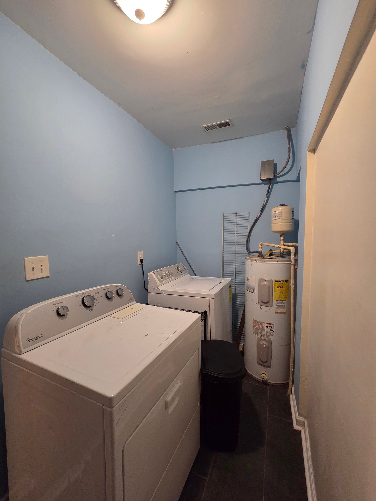 1022 Ashby Grove SW – photo 2