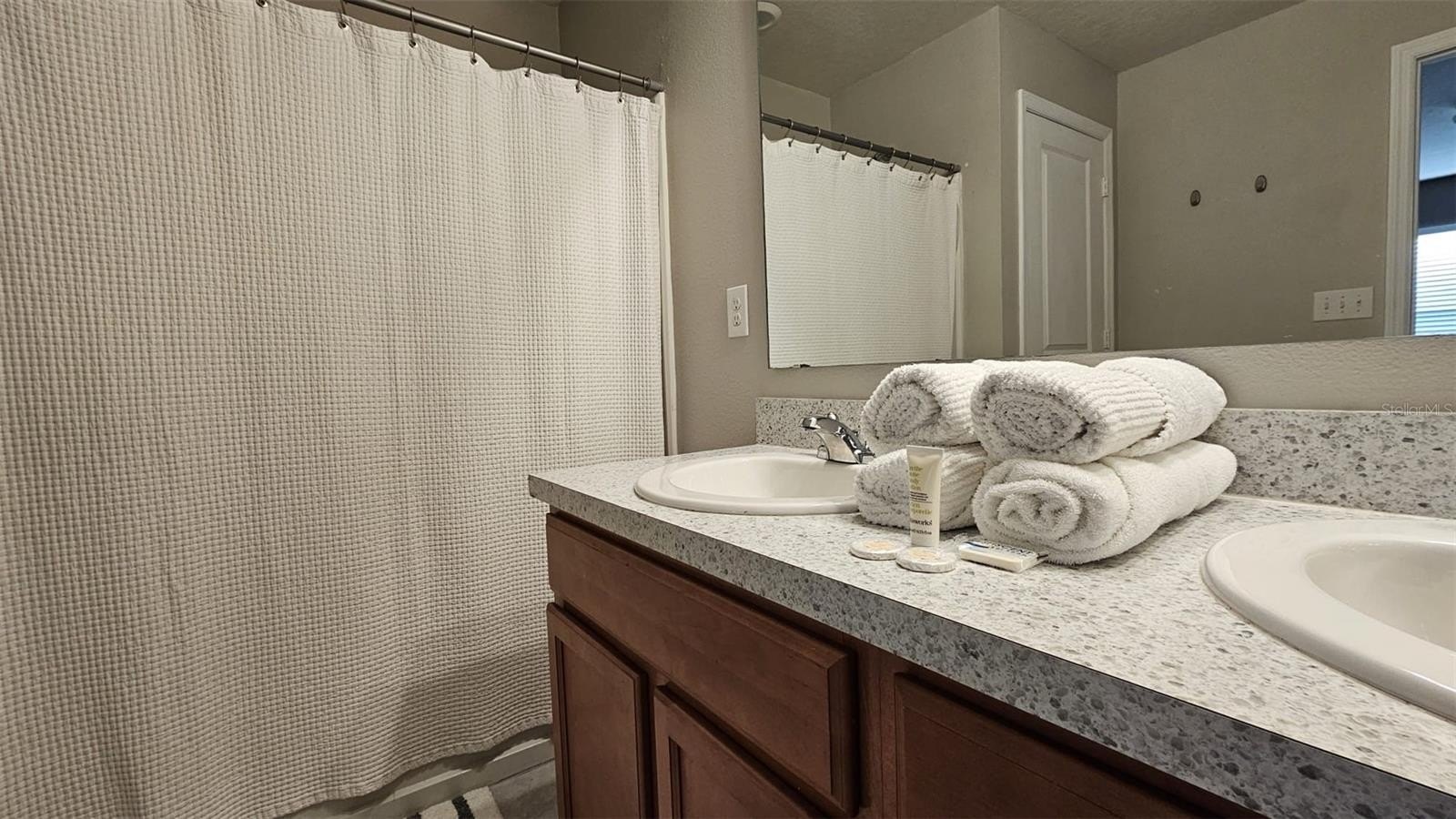 308 Lake Lucerne Way – photo 2
