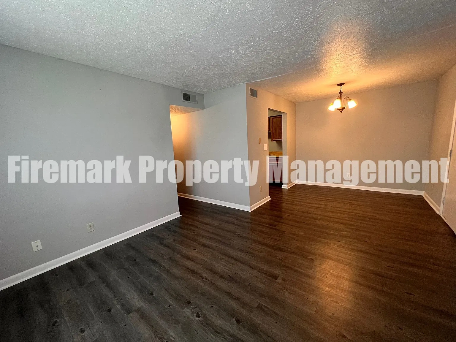 Pecan Manor Apartments – photo 1
