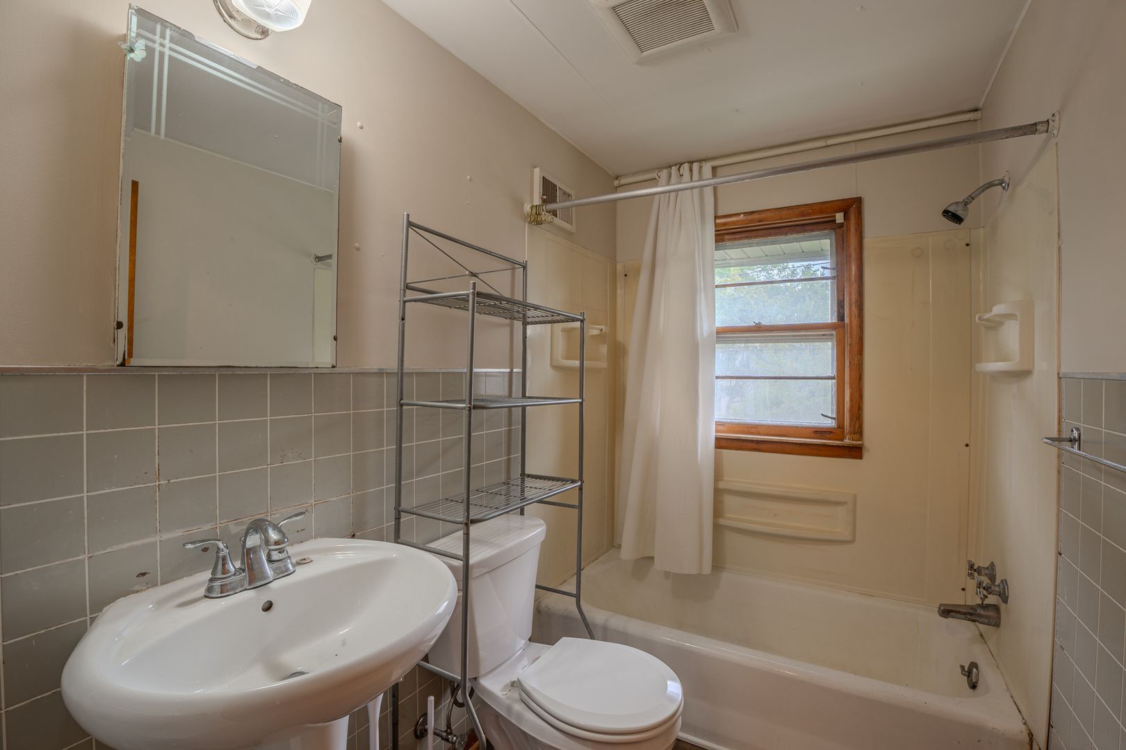 430 N Oak St unit 3 – photo 5