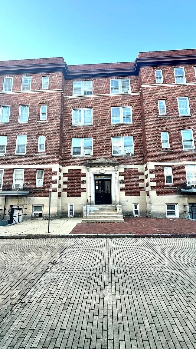 2 Maryland Avenue – photo 3