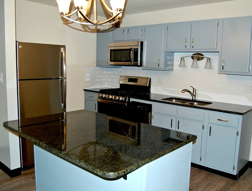 Seven Stories West Apartments – photo 3