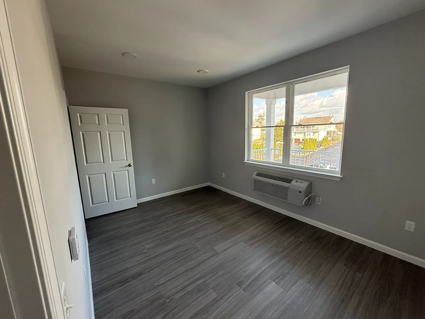 948 N. Front St. – photo 1