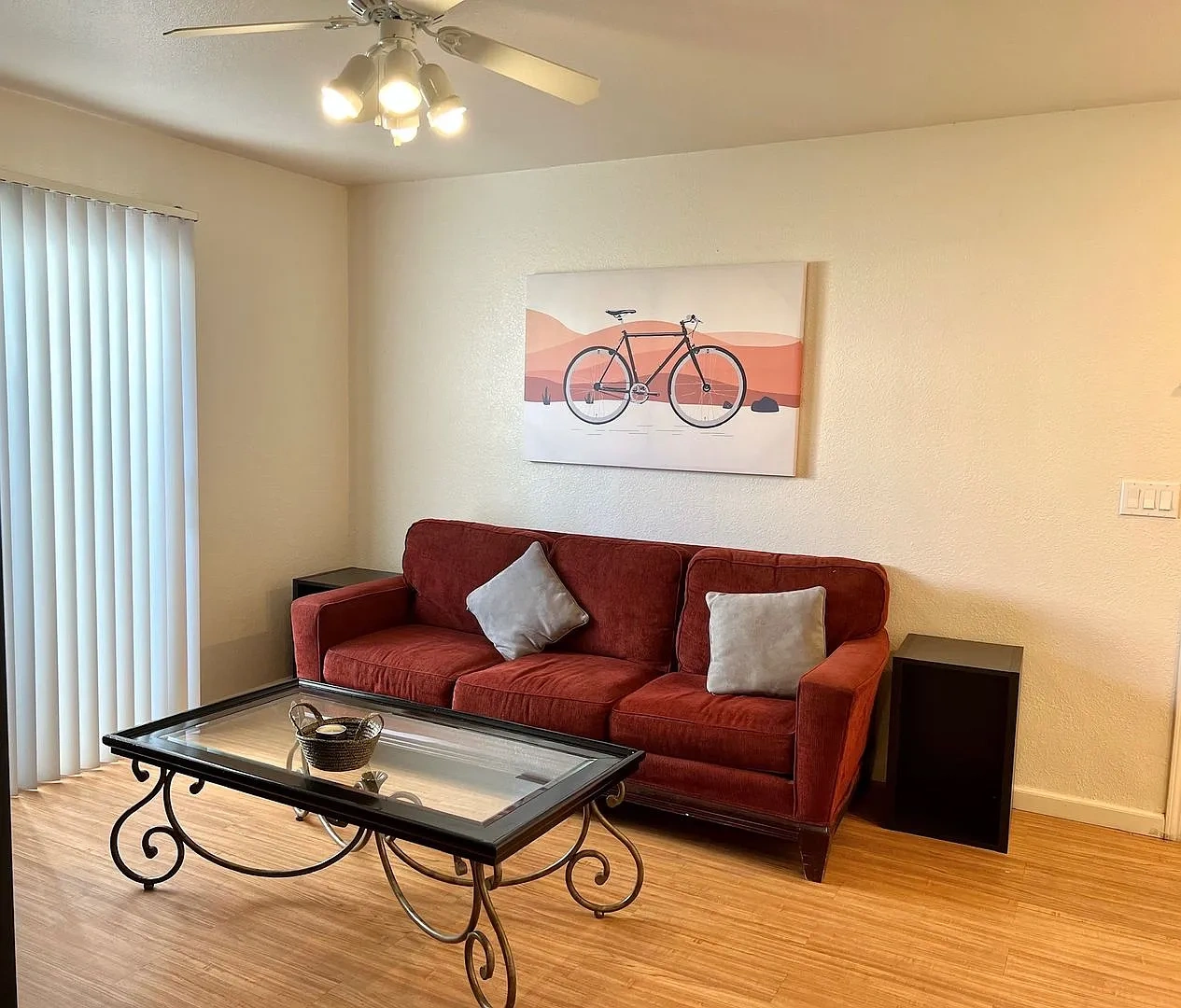 Canyon Club Apartments – photo 1