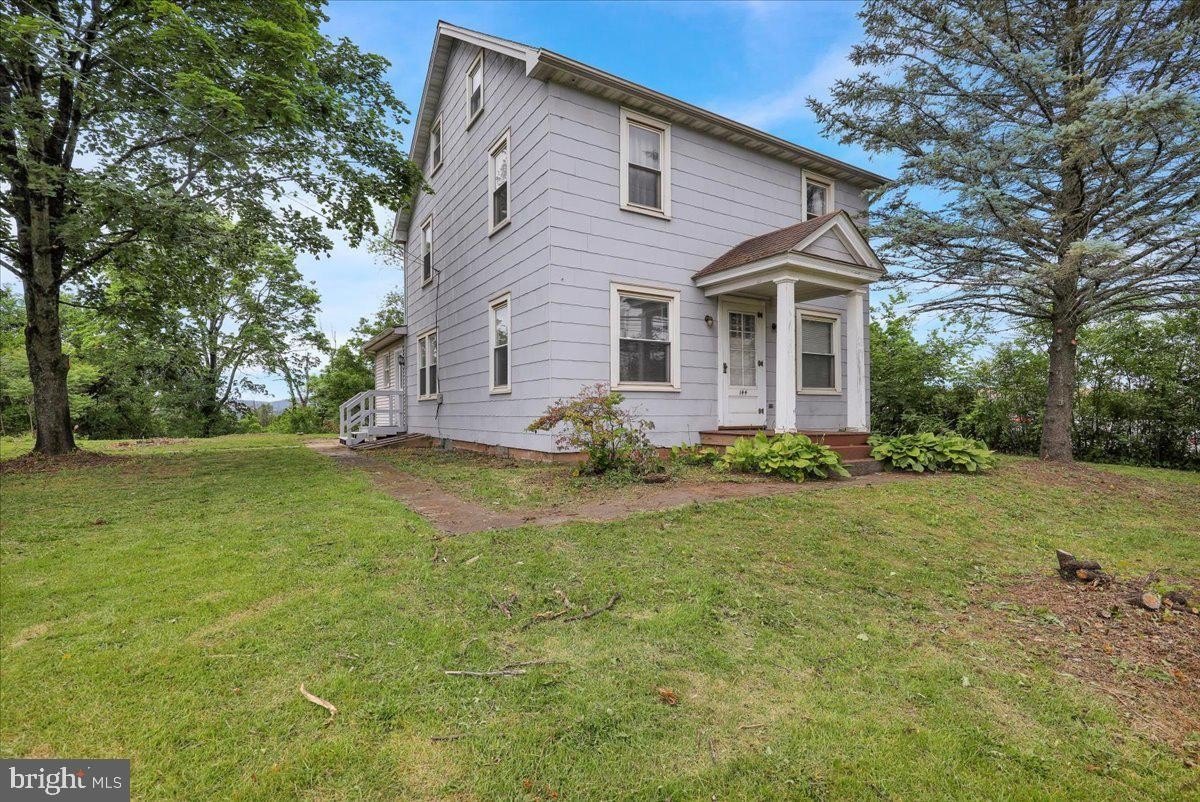 144 E Baumstown Rd – photo 2