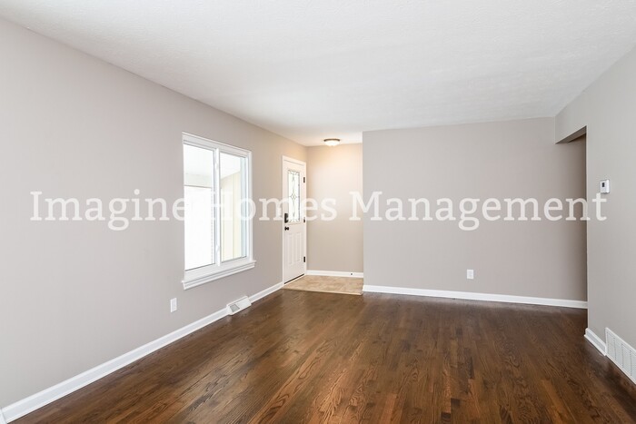 6645 Forest Glen Ave – photo 3