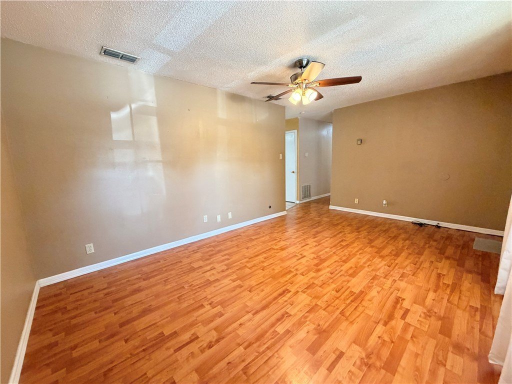 1708 Crosby St – photo 5
