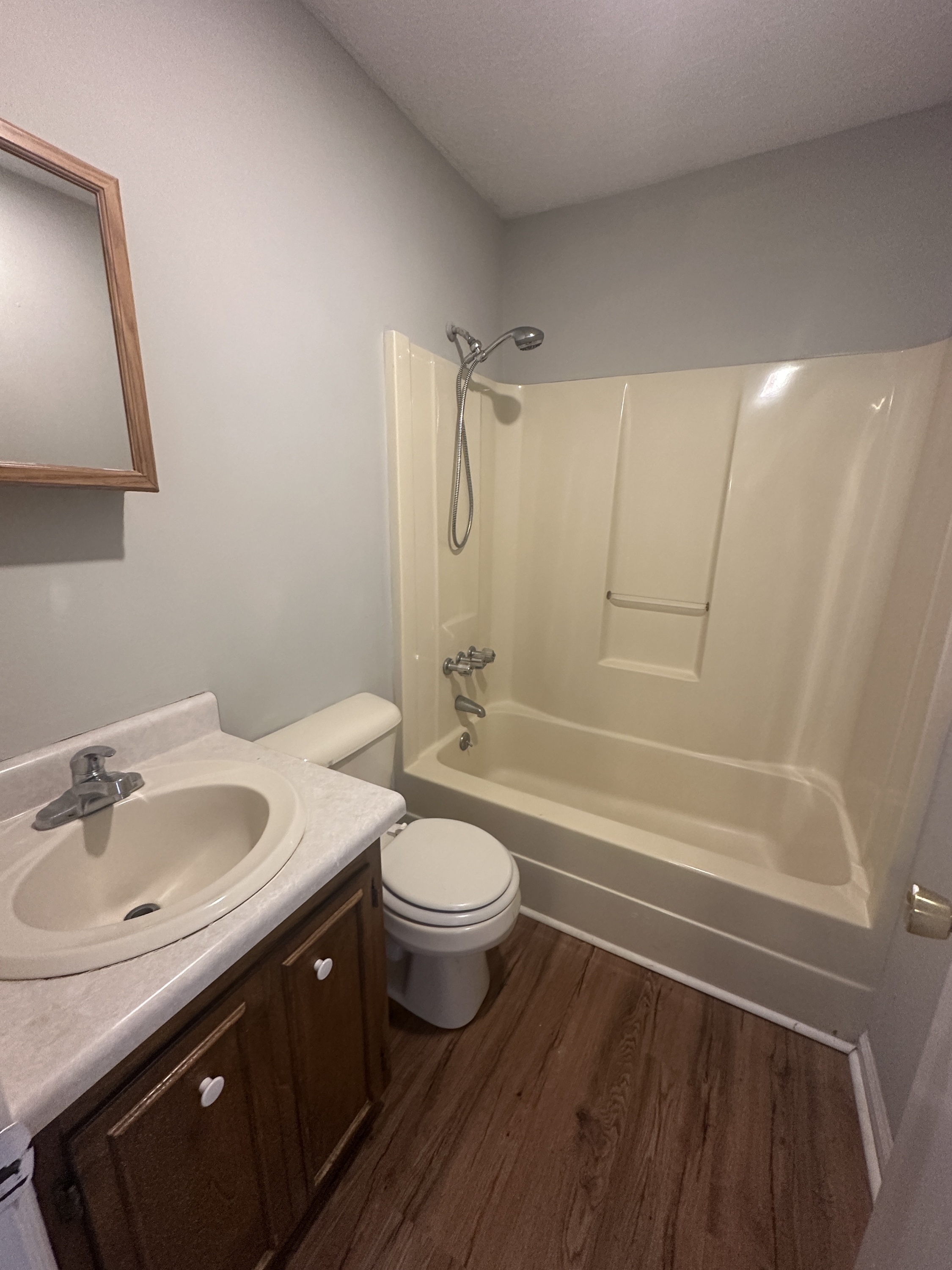 1021 W Hancock St unit B – photo 3