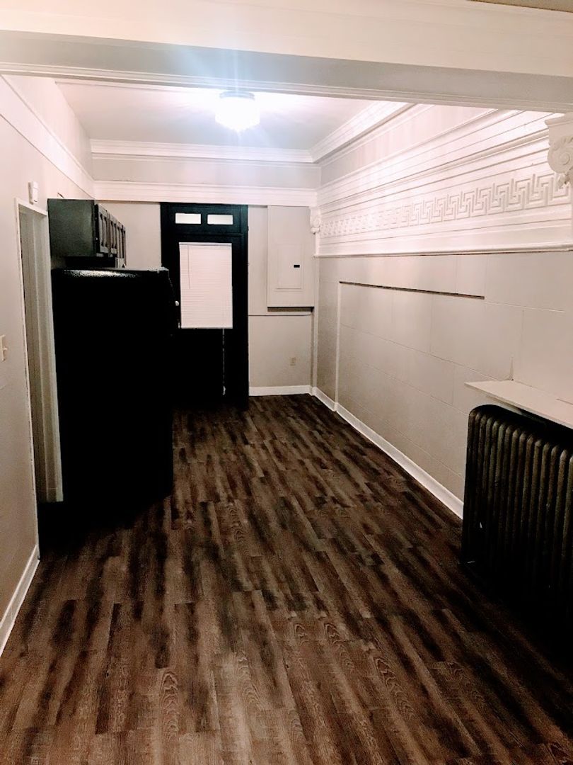 1051-1055 Penna Ave unit 201 – photo 4