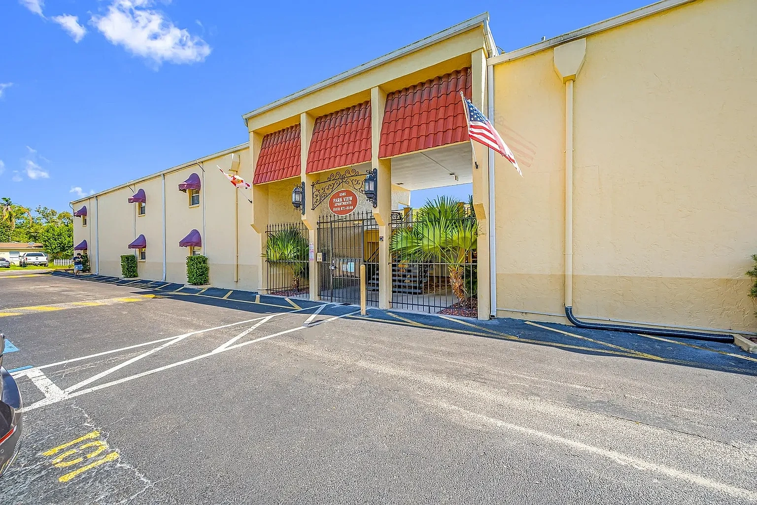 Parkview Apartments – photo 1