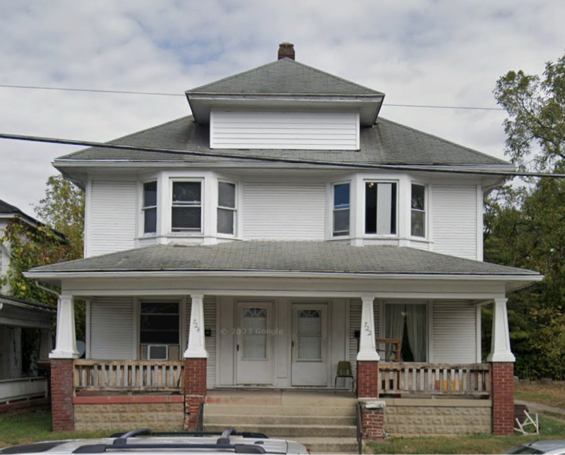 724 W North St – photo 1
