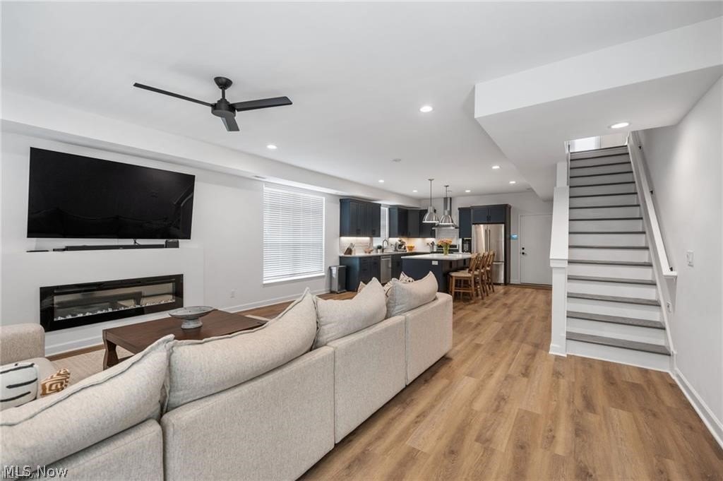 12203 Ashbury Ave – photo 4