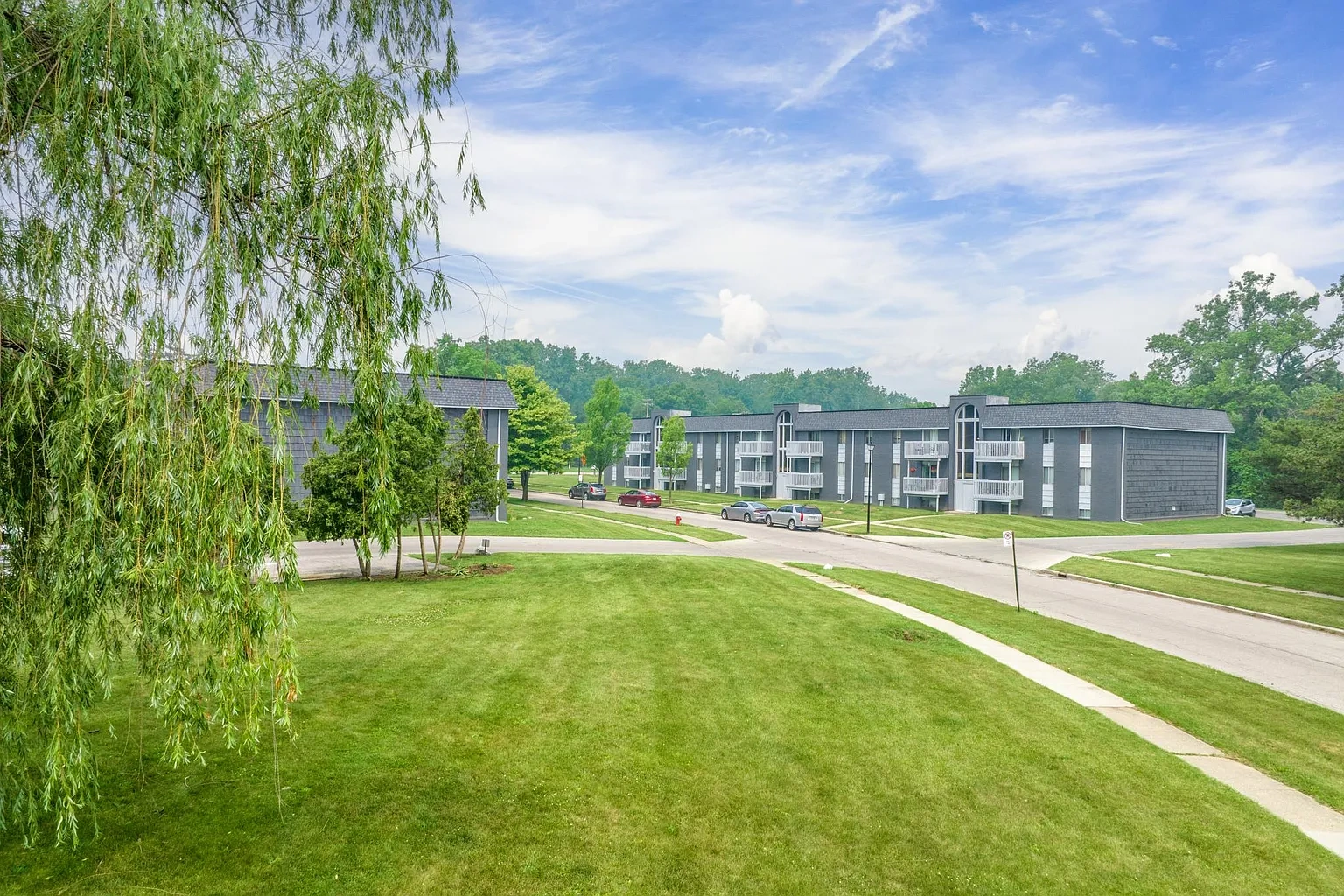 Devonshire Apartments – photo 2