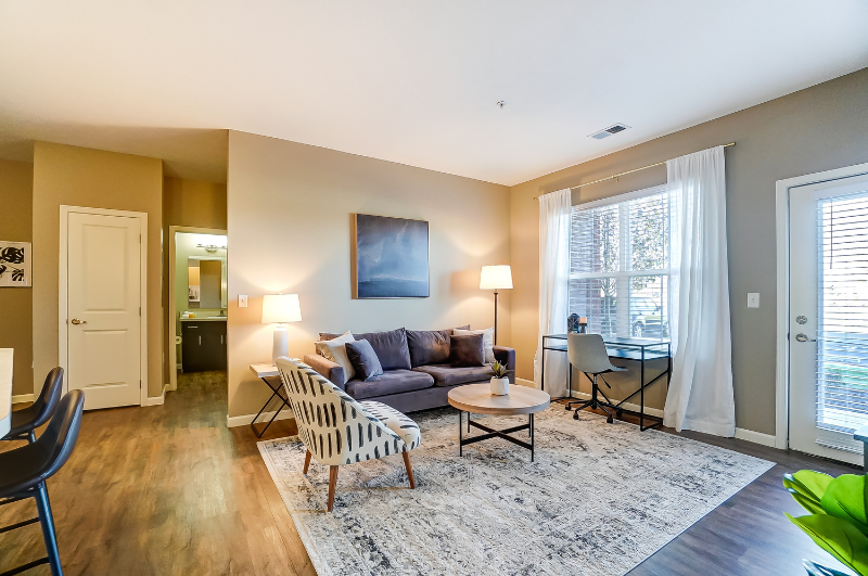 4623 Lowell Ln – photo 1