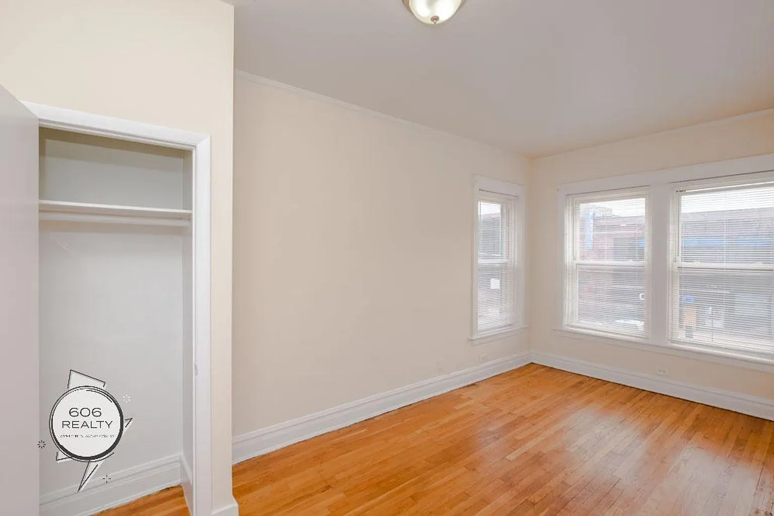 Marquette Park Apartment! – Floor plan