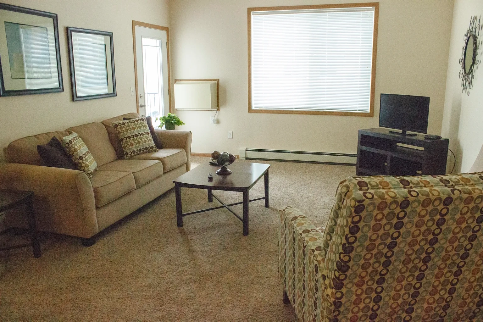Amber Pointe Apartments – photo 3