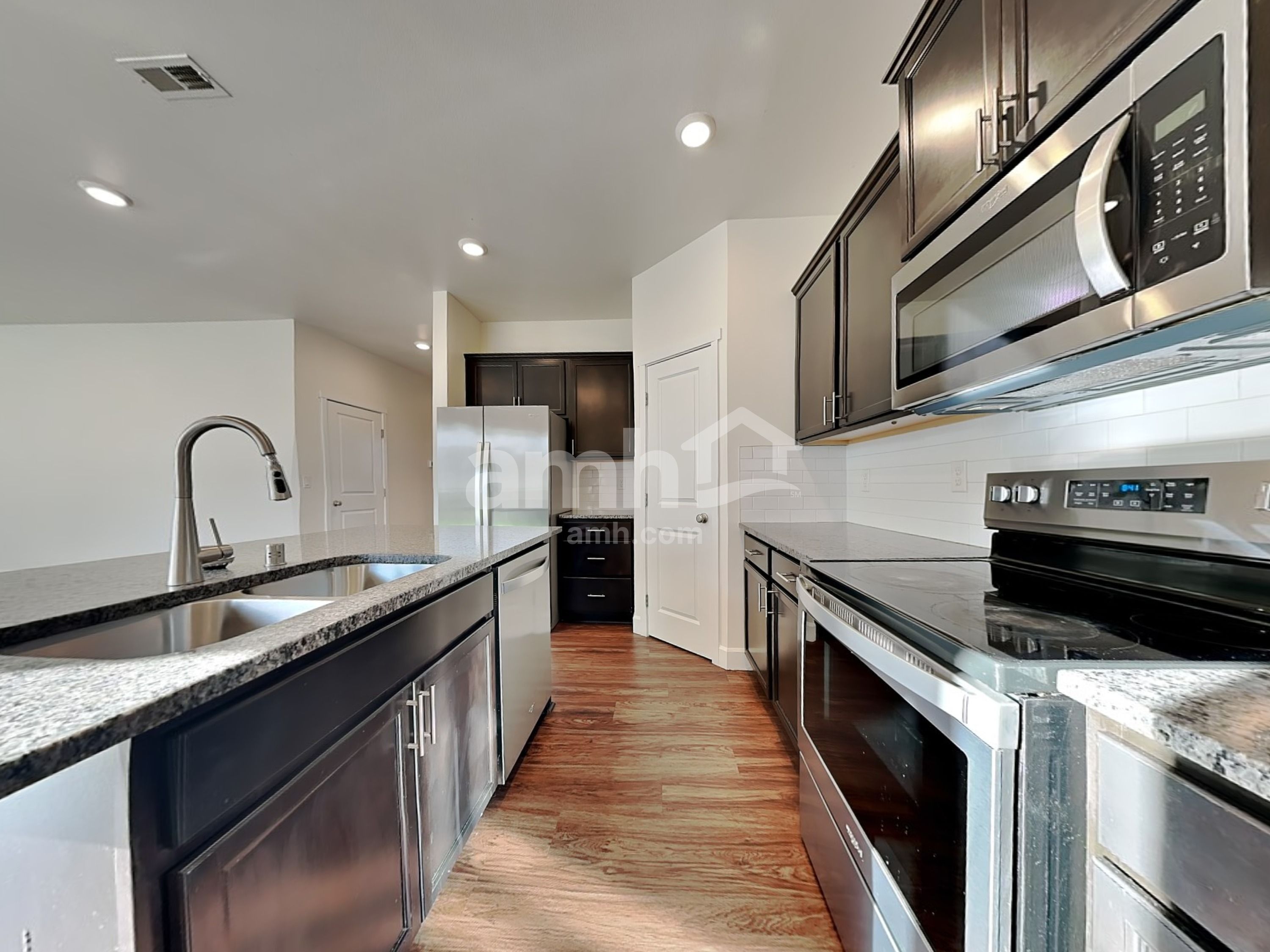 19211 15th Ave Ct E – photo 3