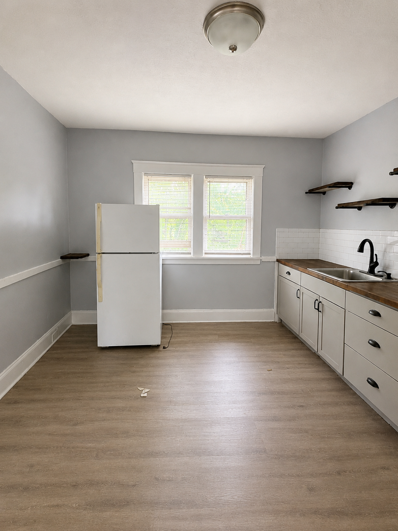 1114 E 64th St unit Unit 2 – photo 2