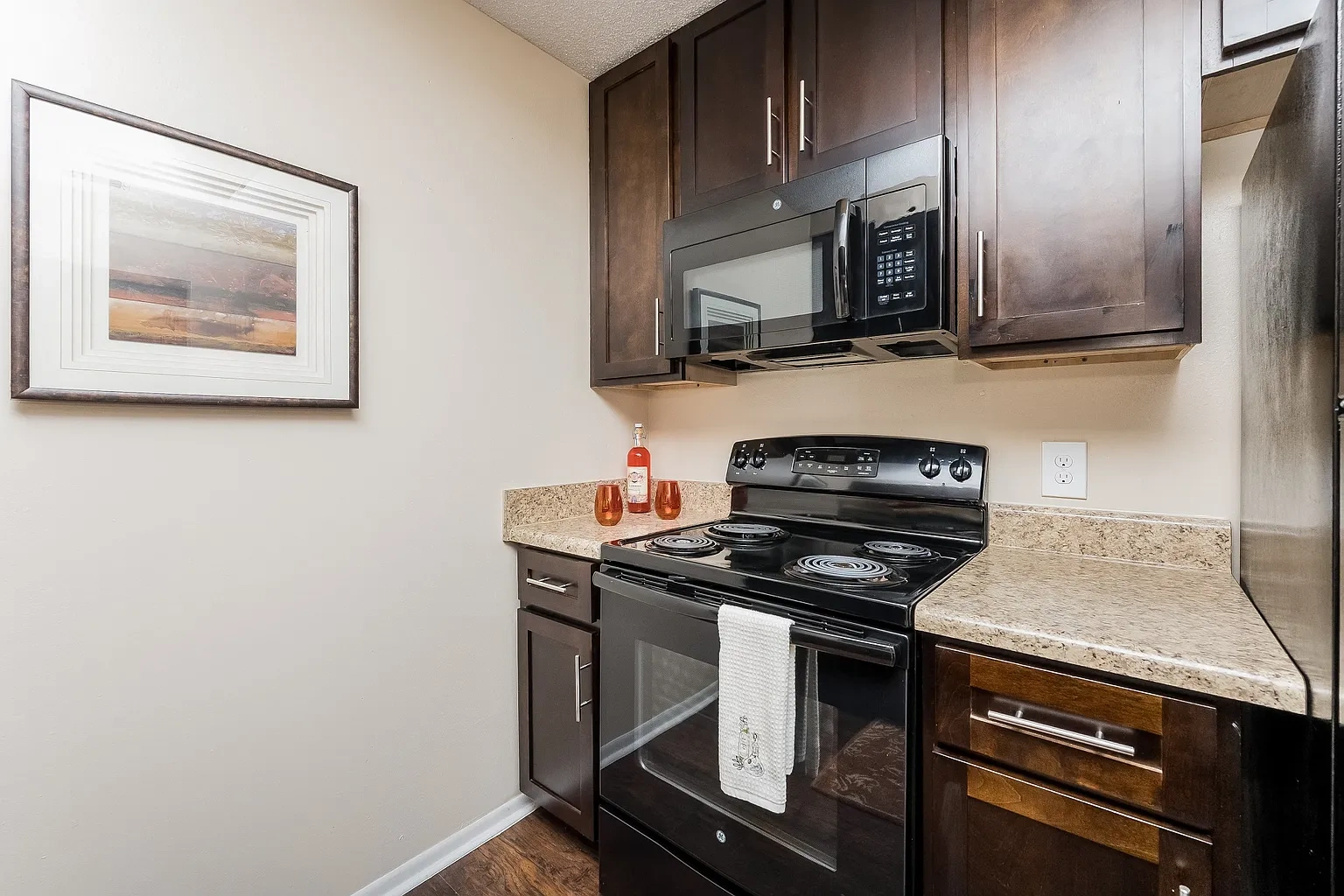 Tuscany Pointe at Tampa Apartment Homes – photo 4