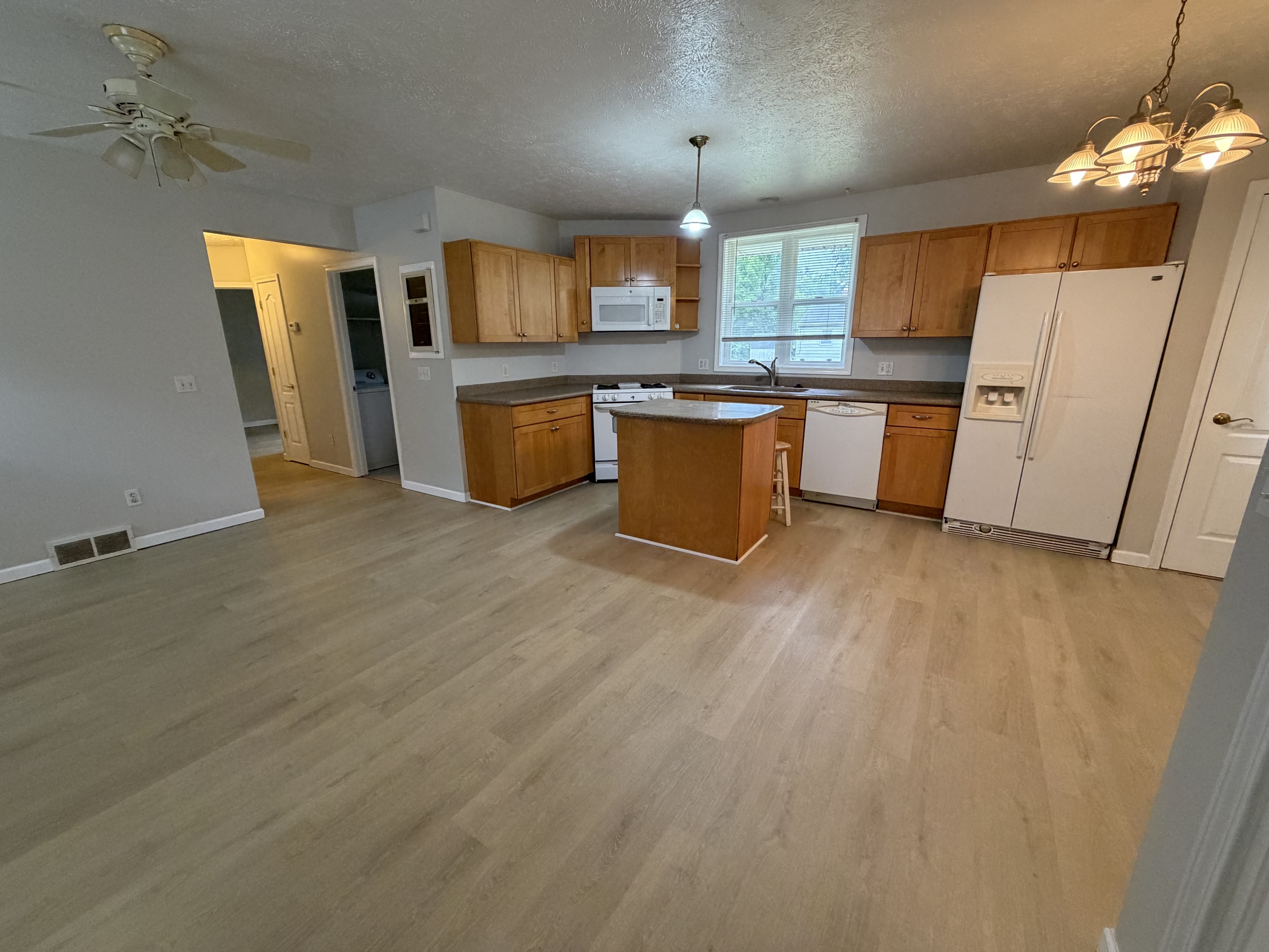 165 E 316th St – photo 2