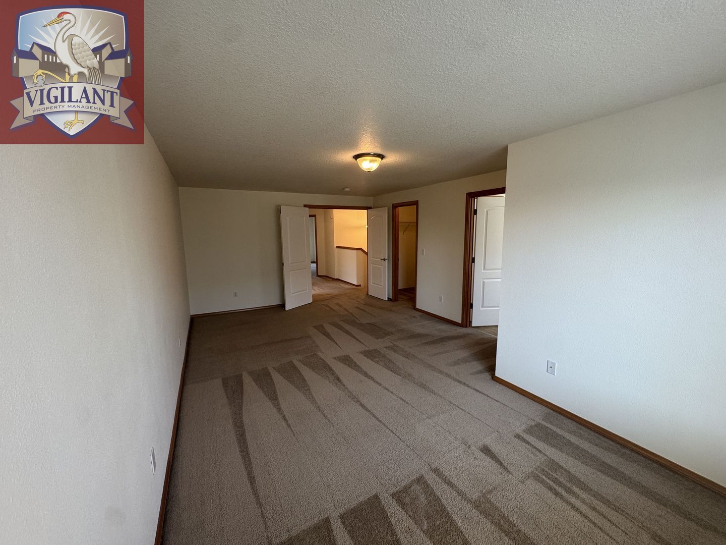 1614 N Falcon Dr – photo 2