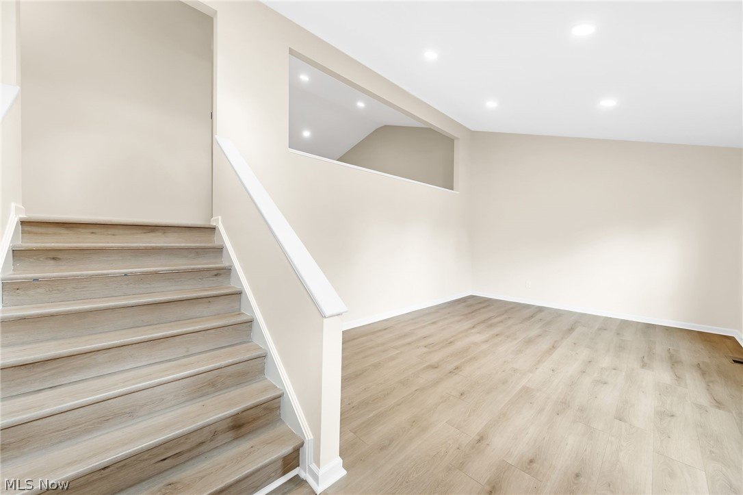 1216 Waldo Way – photo 3