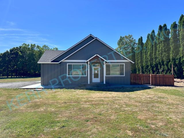 225 NE Lucas Rd – photo 1