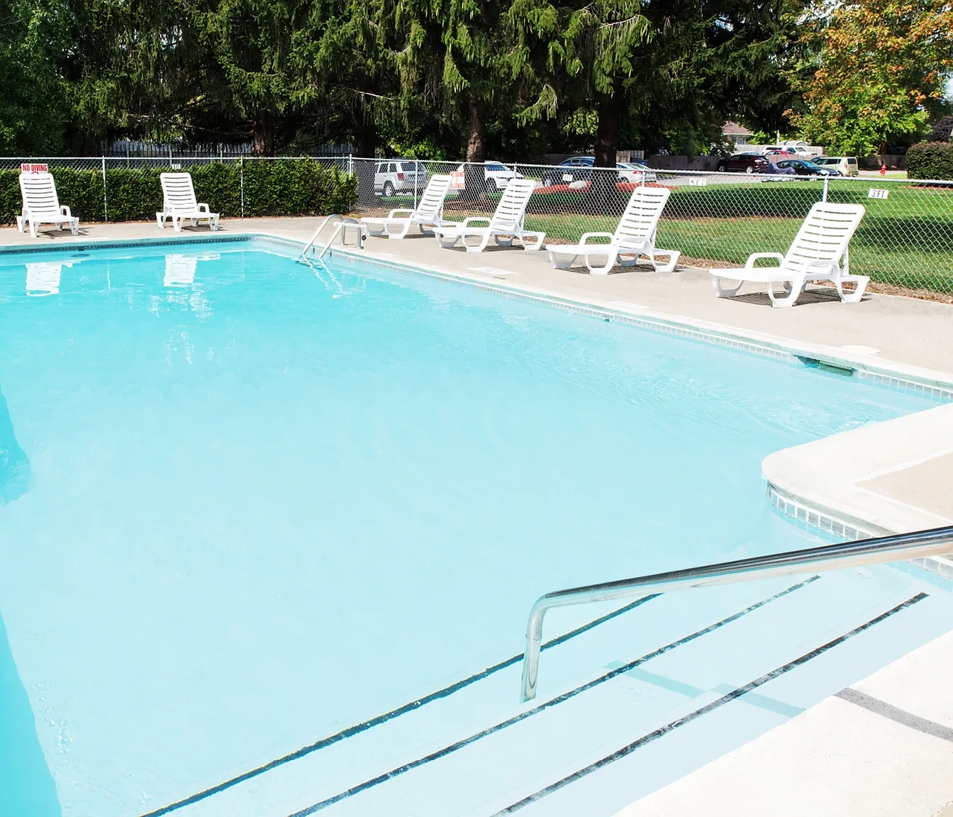 Plymouth Manor Apartments – photo 4