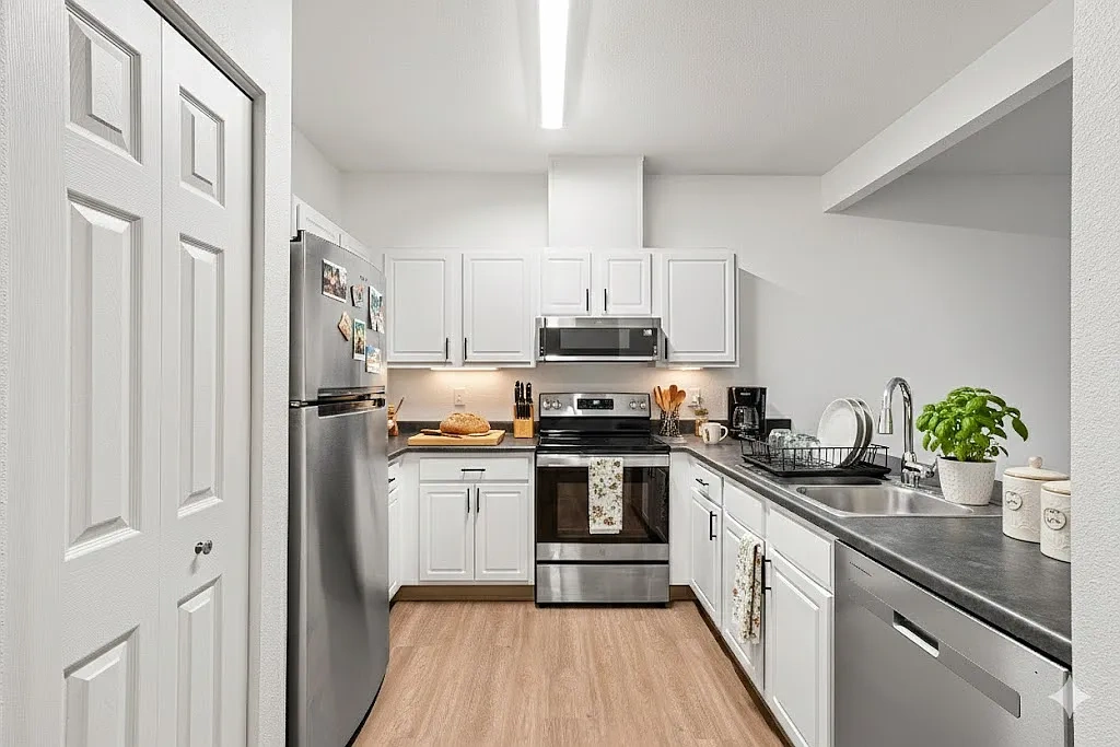 Southwood Park Apartment Homes – photo 4