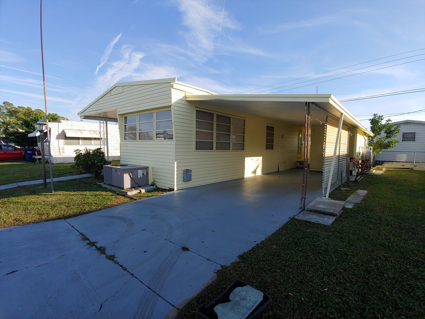 912 49th Ave W – photo 2
