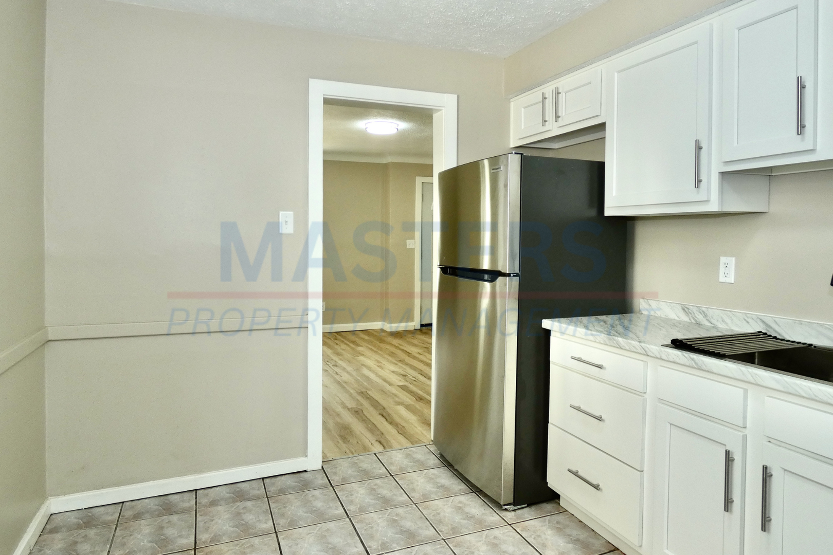 5133 Adella St – photo 4