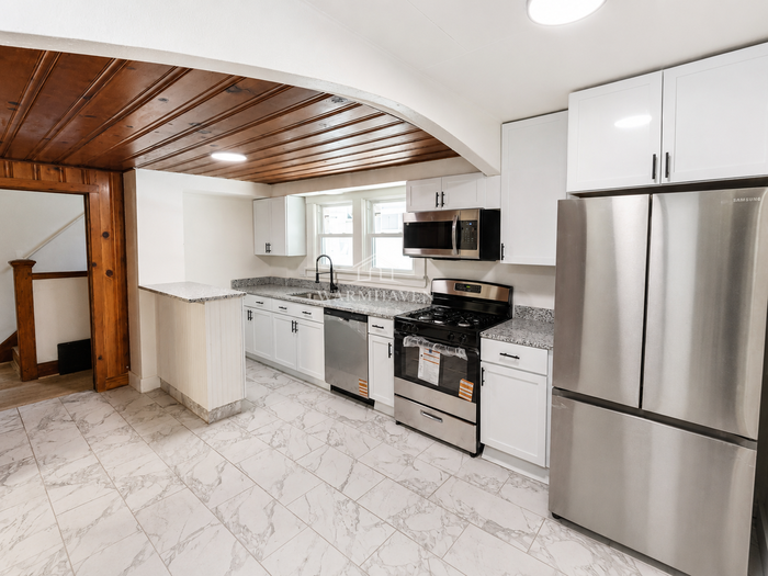 2078 18th St SW – photo 3
