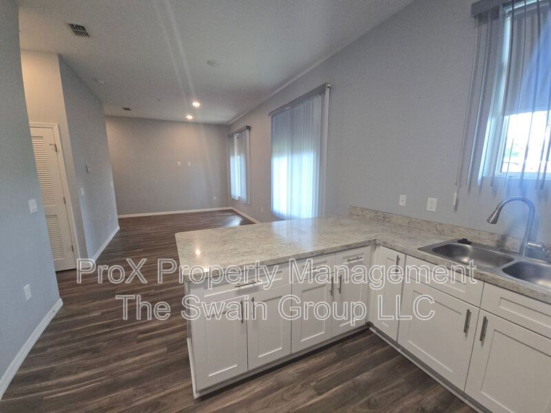 750 Ave C SW unit 101 – photo 5