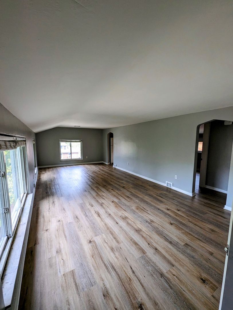 255 Capital Ave unit 259 Capital Avenue – photo 3