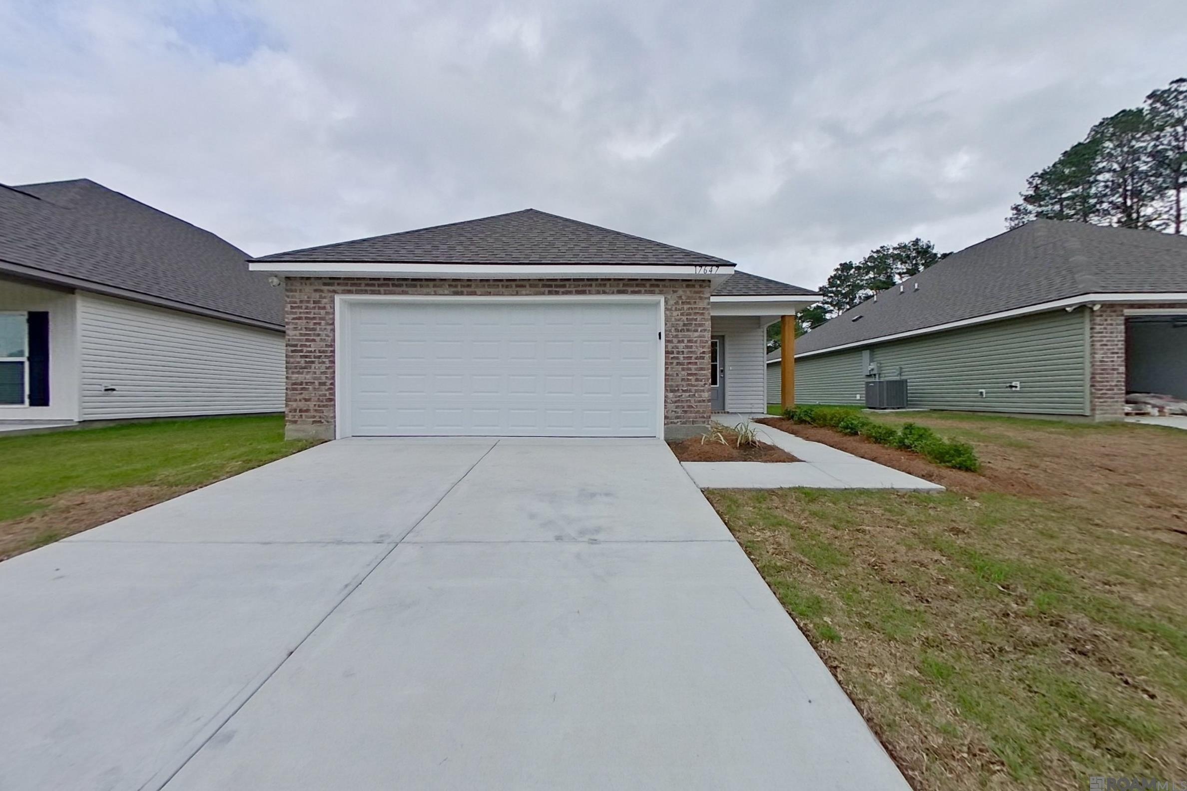 17647 Carlisle Ave – photo 1