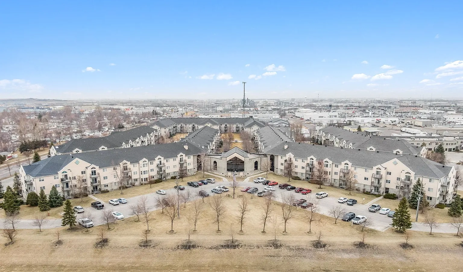 Park Avenue Apartments – photo 4