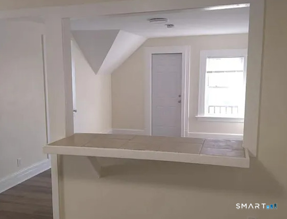 570 Broad St unit 3C – photo 3