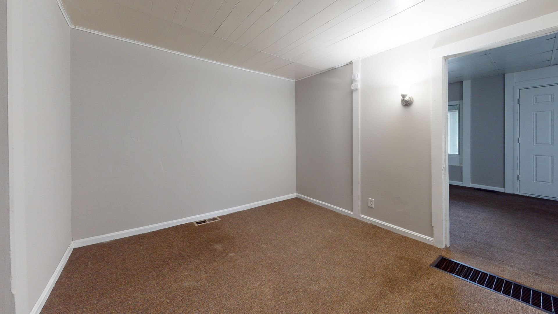 104 8th St NE unit 104 8th St NE – photo 3