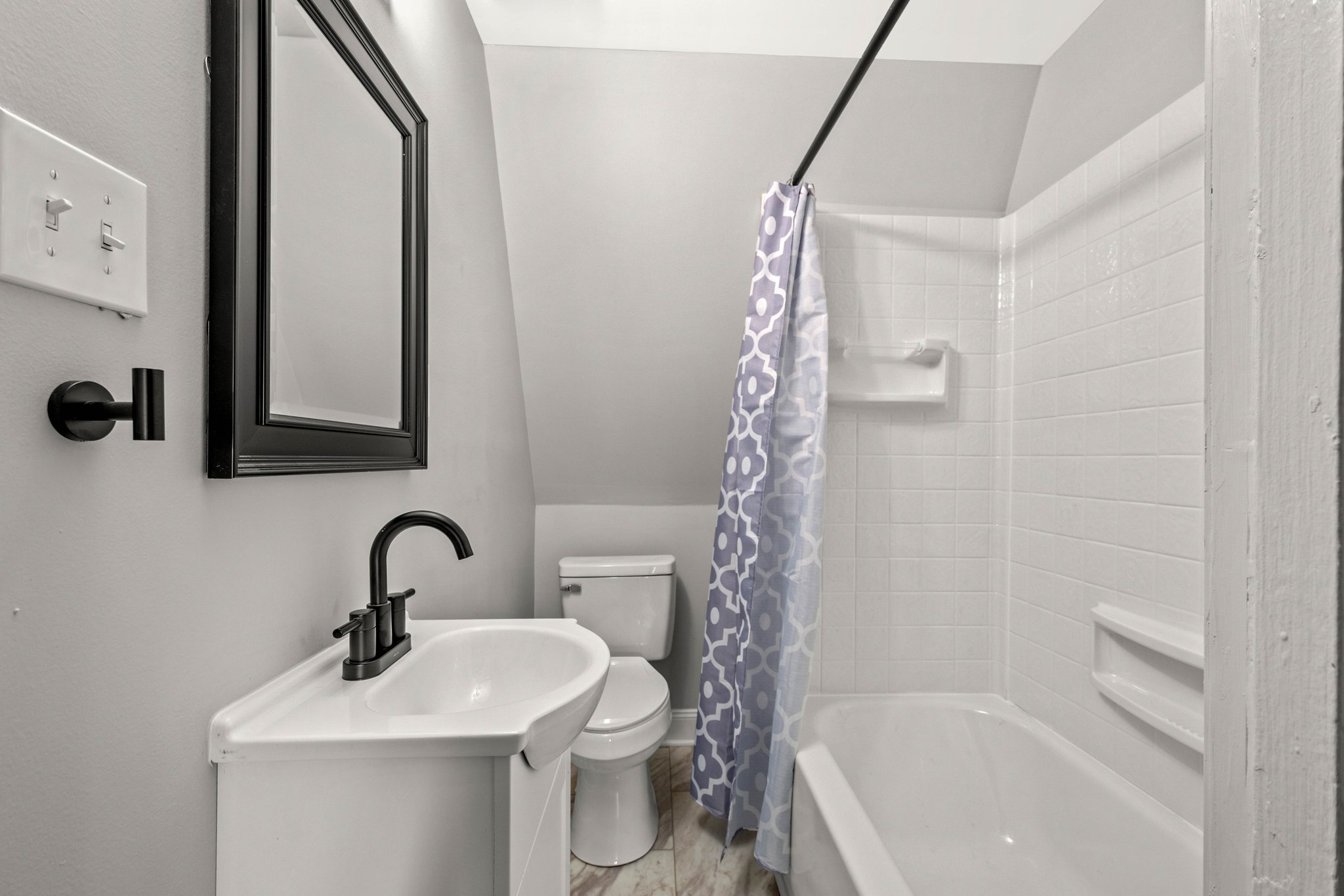 1025 Brownsville Rd unit 4 – photo 4