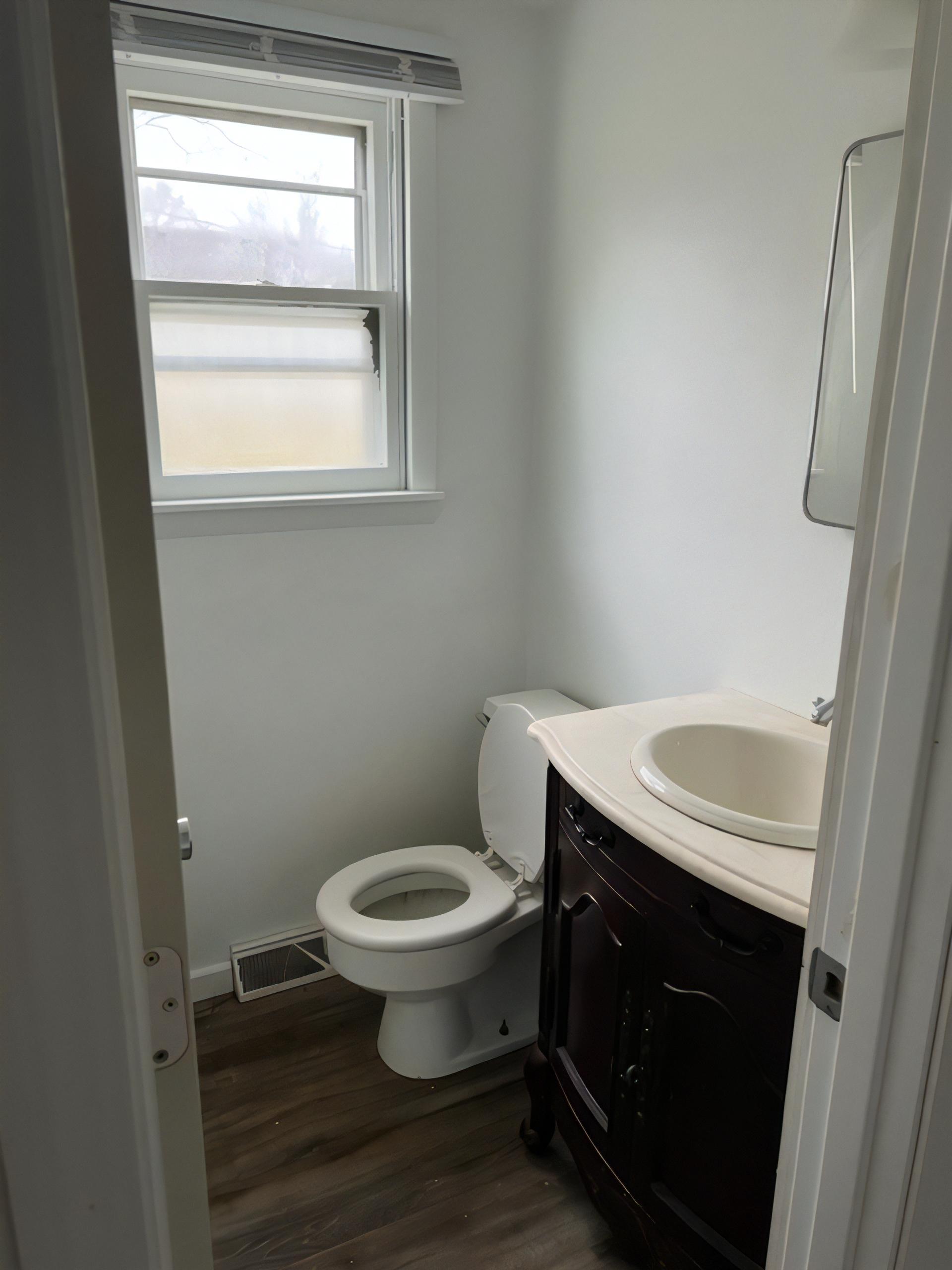 661 5th St – photo 2