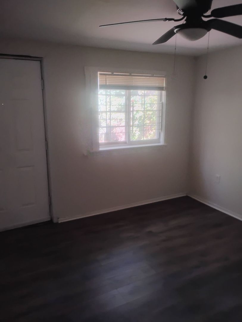 269 E Bringhurst St – photo 4