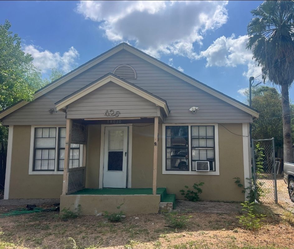 426 Garfield Dr – photo 1