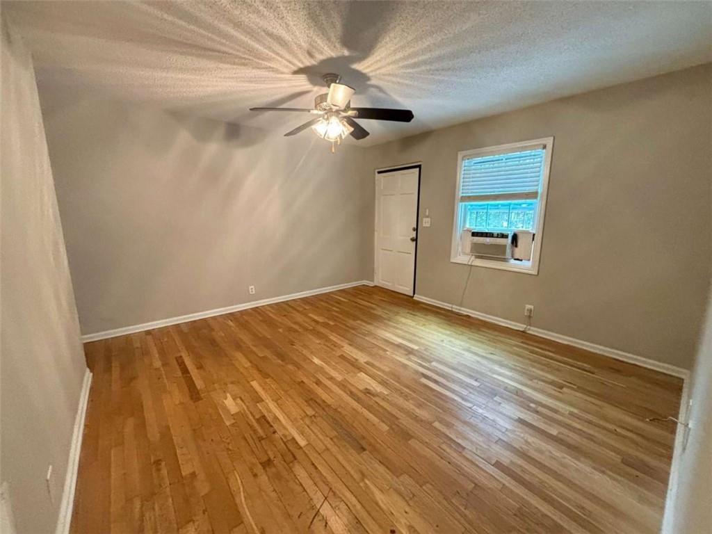 1048 Washington St SW unit 5 – photo 4