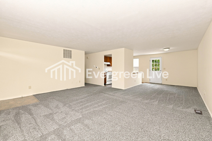 5738 Waynegate Rd – photo 3