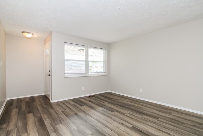 1018 Ledro St – photo 3
